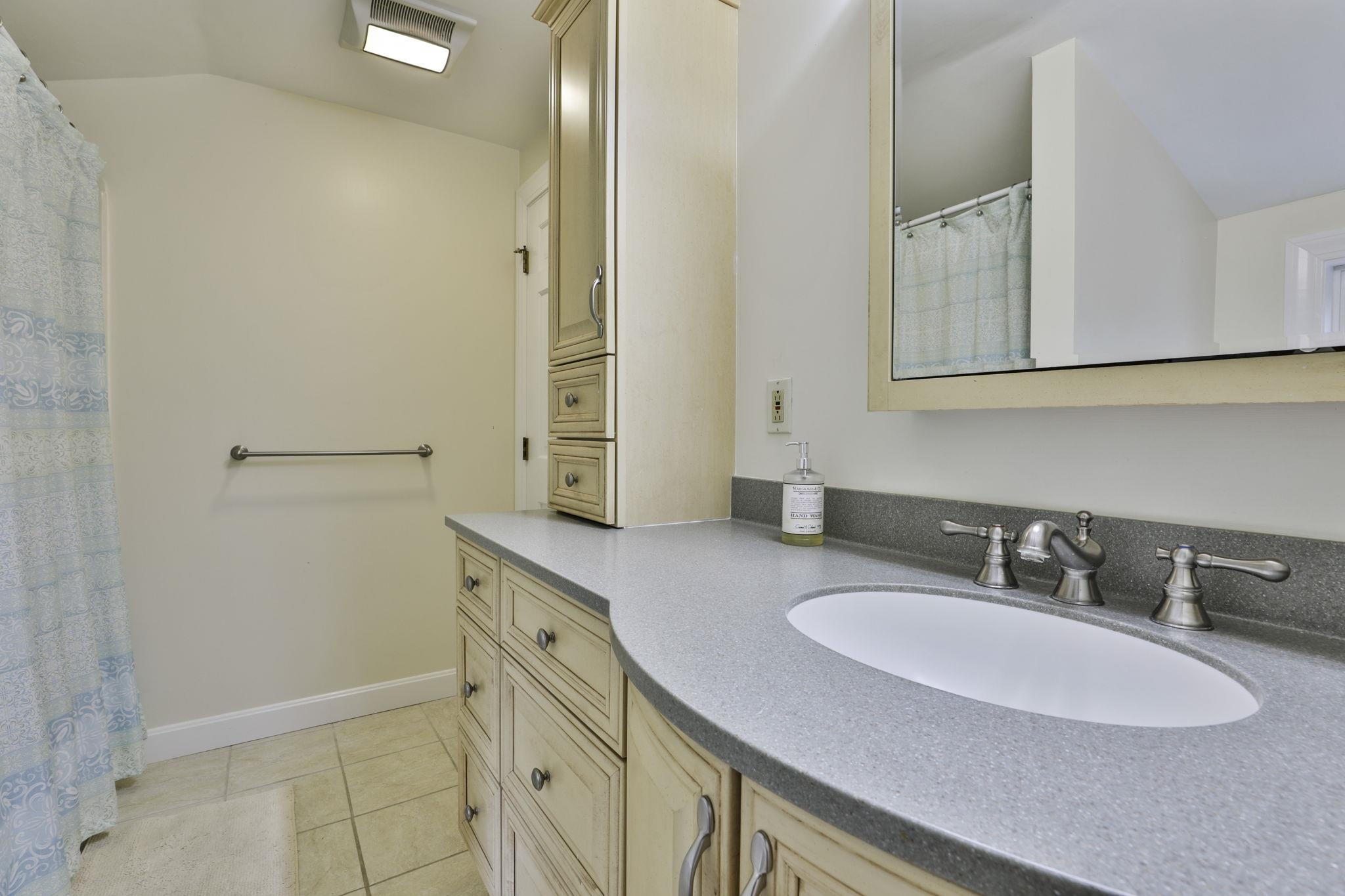 28 A Old Milford Road Brookline, NH 03033 - Photo 34 of 55