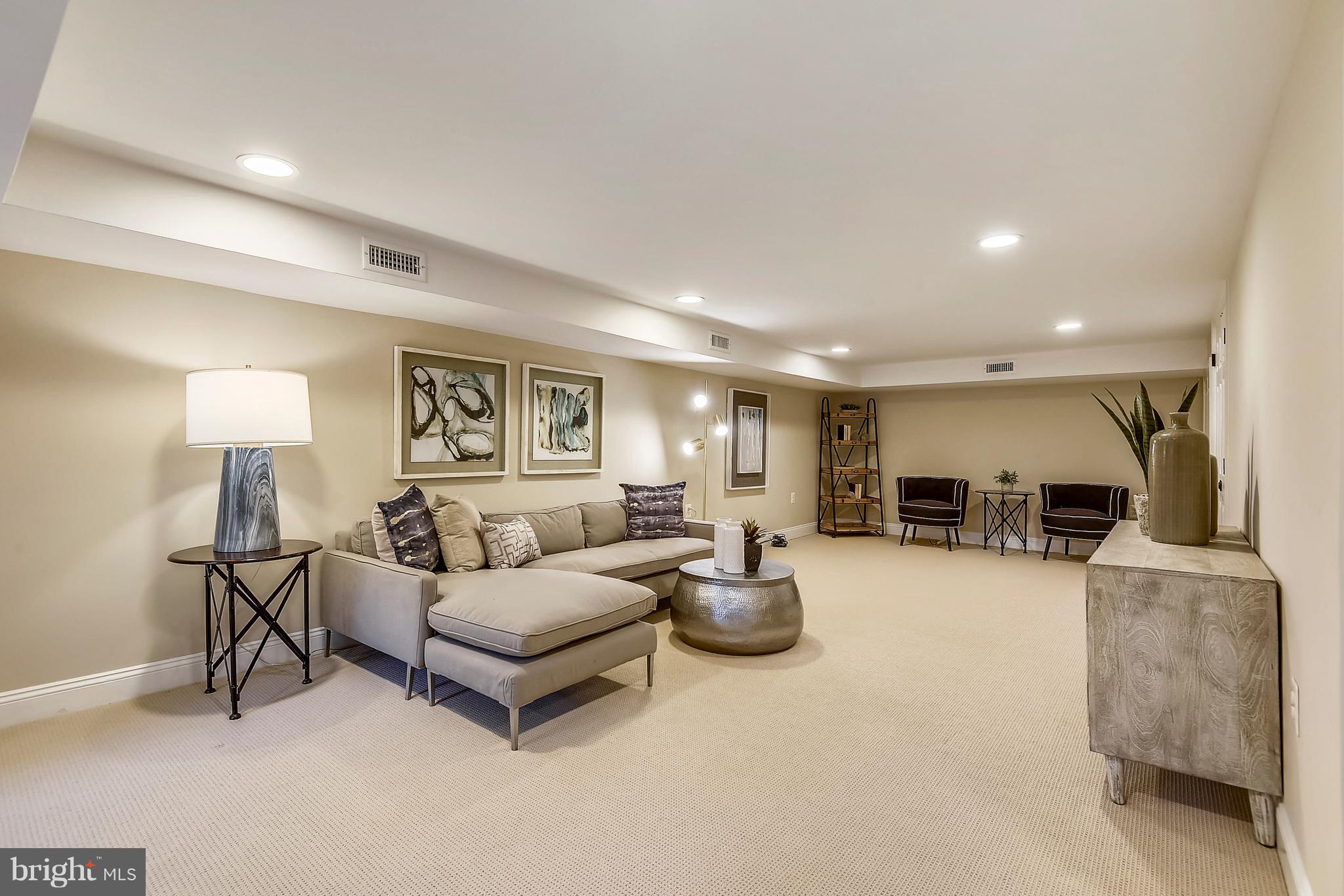 1634 6th Street Northwest, Unit 1 Washington, DC 20001 - Photo 21 of 36 Family Room - this also makes a great home office