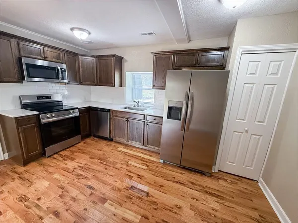 $220,000 | 200 North Harrison Street, Freeman, MO 64746