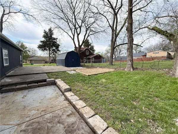 $220,000 | 200 North Harrison Street, Freeman, MO 64746