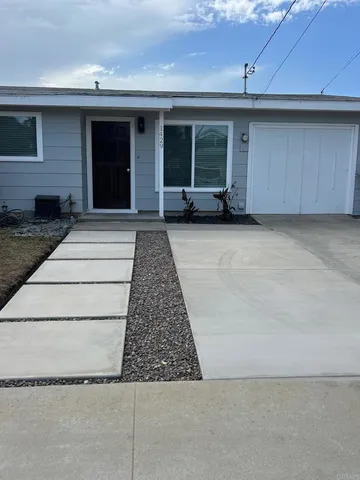 $3,595 | 1429 Santa Rosa Street, Oceanside, CA 92058