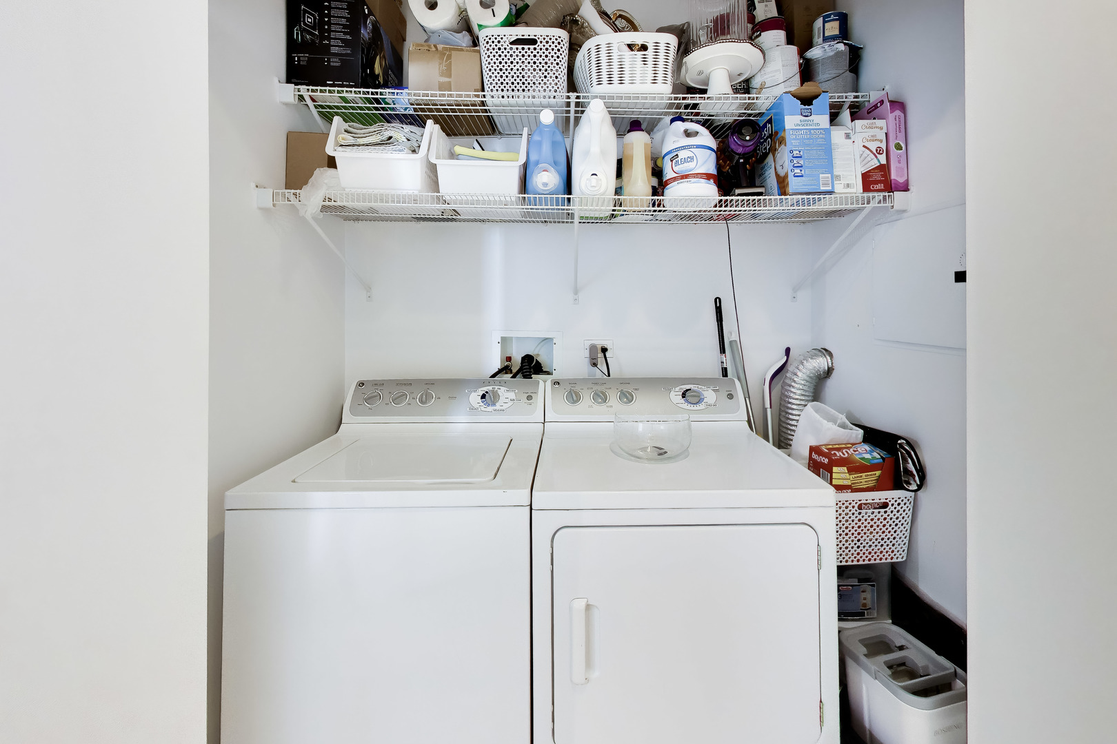 8 East Randolph Street, Unit 1602 Chicago, IL 60601 - Photo 21 of 34