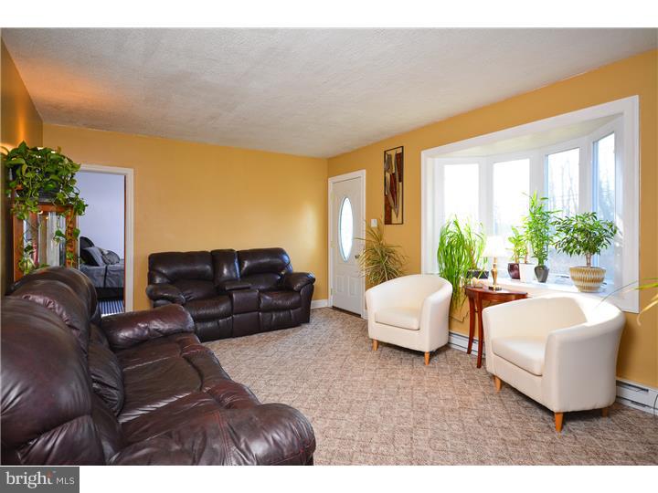 1148 Miller Road Pottstown, PA 19465 - Photo 3 of 24