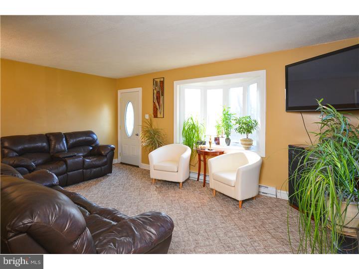 1148 Miller Road Pottstown, PA 19465 - Photo 4 of 24