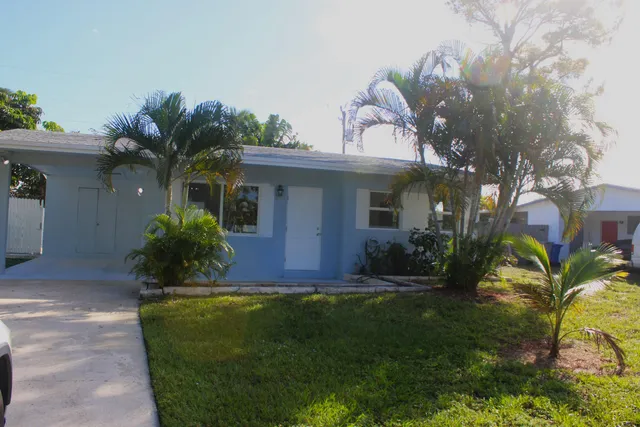 $2,400 | 2630 Northeast 8th Avenue, Pompano Beach, FL 33064