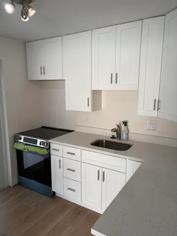 $2,400 | 2630 Northeast 8th Avenue, Pompano Beach, FL 33064