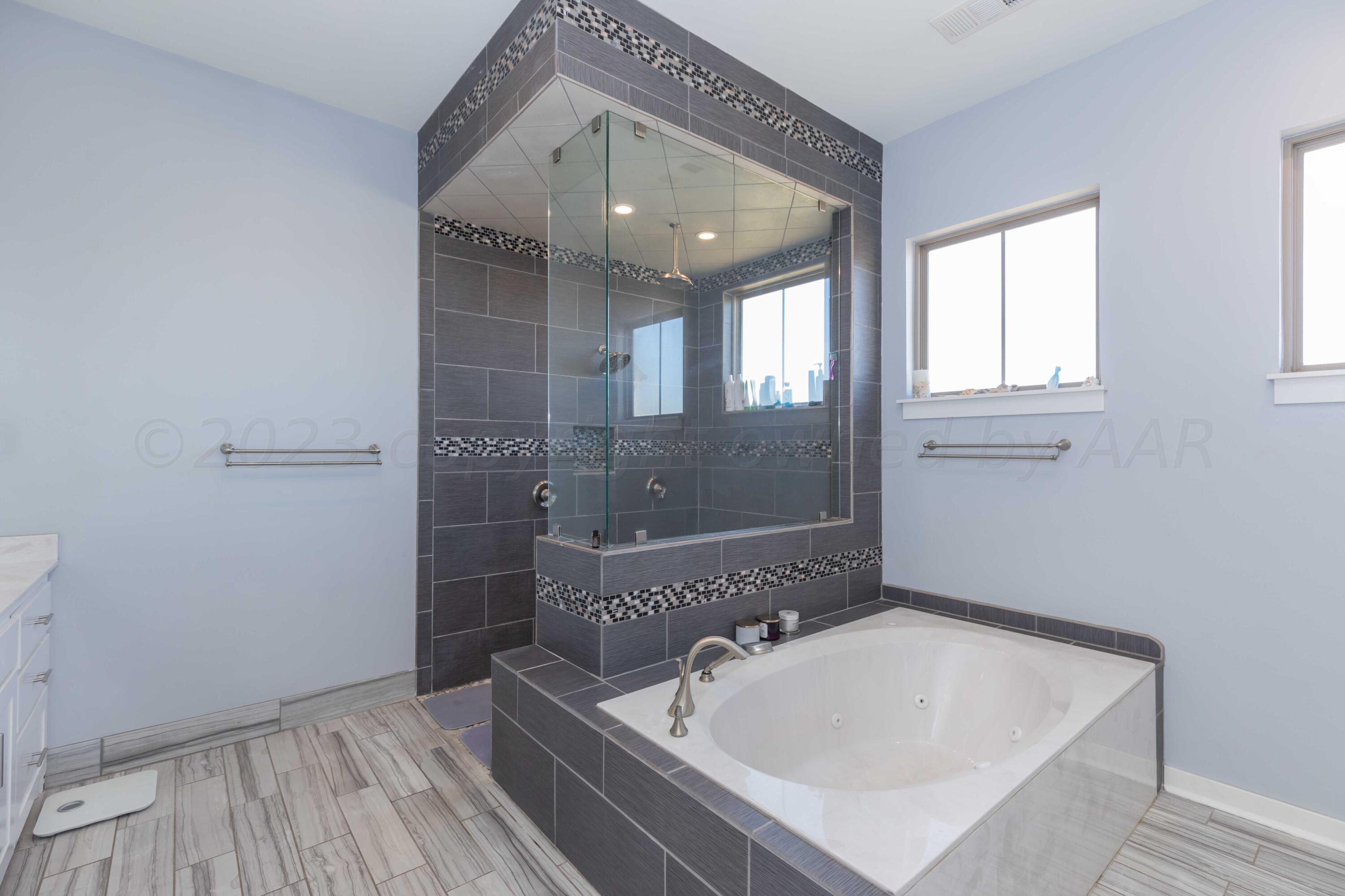 14800 Canyon Pass Road Amarillo, TX 79118 - Photo 40 of 106 MASTER BATH VIEW 3