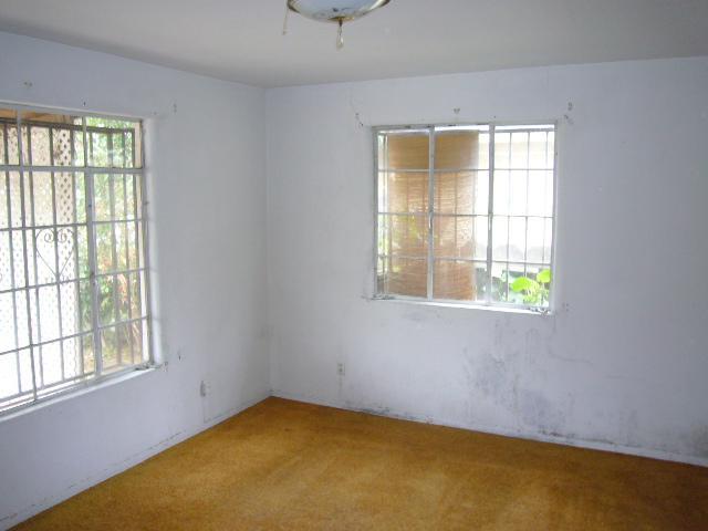 917 Riverside Drive Madera, CA 93638 - Photo 5 of 8 Gallery Image 5