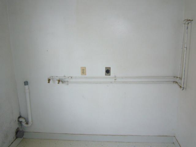 917 Riverside Drive Madera, CA 93638 - Photo 6 of 8 Gallery Image 6