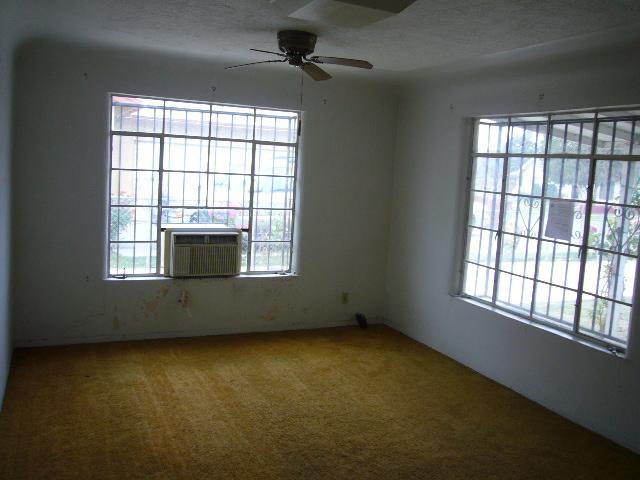 917 Riverside Drive Madera, CA 93638 - Photo 7 of 8 Gallery Image 7