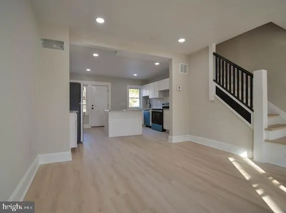 $2,000 | 205 South Union Street, Wilmington, DE 19805