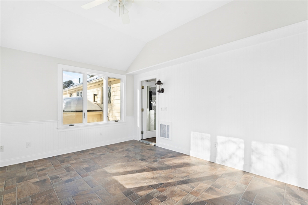 11 Deluca Road Milford, MA 01757 - Photo 16 of 38