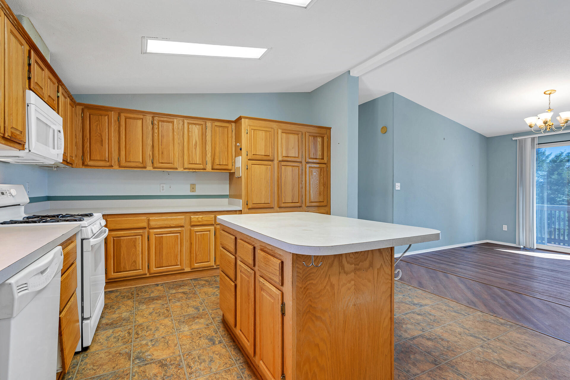 43497 State Highway Fall River Mills, CA 96028 - Photo 16 of 55 43497hwy299-12