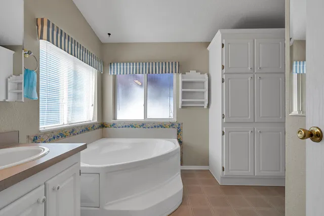 $299,000 | 43497 State Highway, Fall River Mills, CA 96028