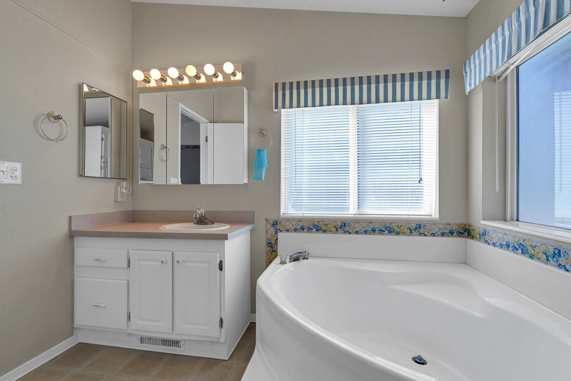 43497 State Highway Fall River Mills, CA 96028 - Photo 24 of 55 43497hwy299-65