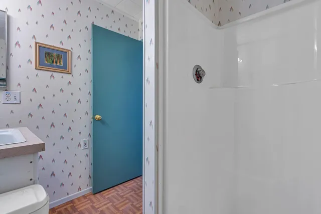 $299,000 | 43497 State Highway, Fall River Mills, CA 96028