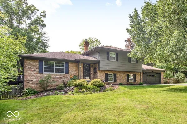 $444,900 | 7366 Glennmore Drive, Indianapolis, IN 46256