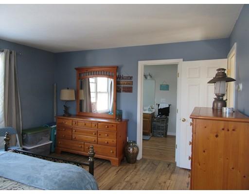 21 Inverness Avenue Worcester, MA 01604 - Photo 14 of 24 Gallery Image 14