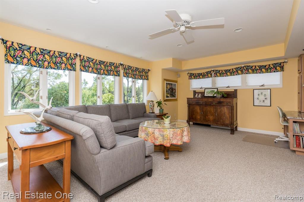 781 Dutton Road Rochester Hills, MI 48306 - Photo 14 of 33