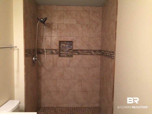 5249 Pine Road Orange Beach, AL 36561 - Photo 9 of 24 Custom Tile Enclosure
