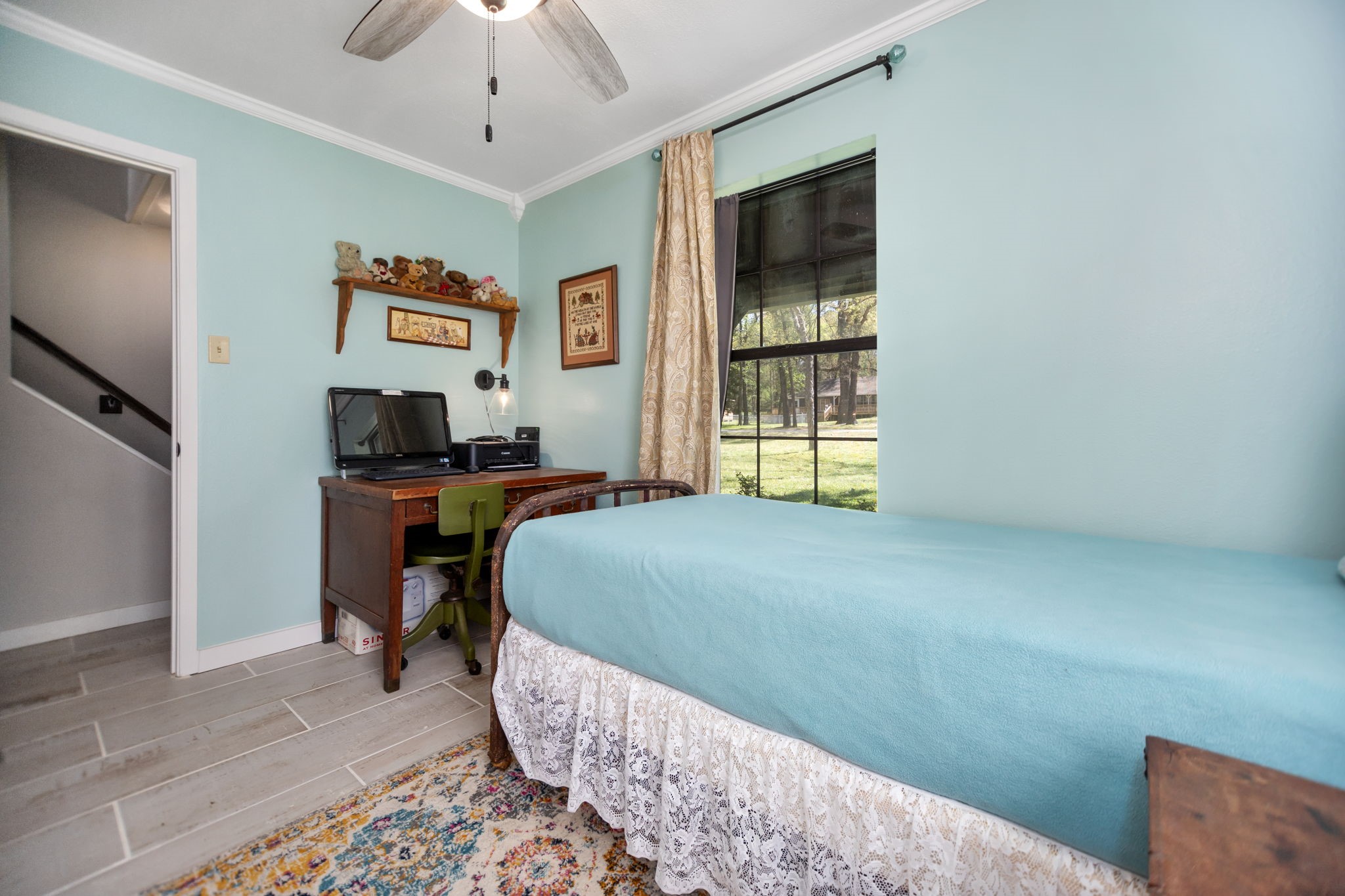 160 Dailey Road Crockett, TX 75835 - Photo 26 of 40 a bedroom with a bed and a window