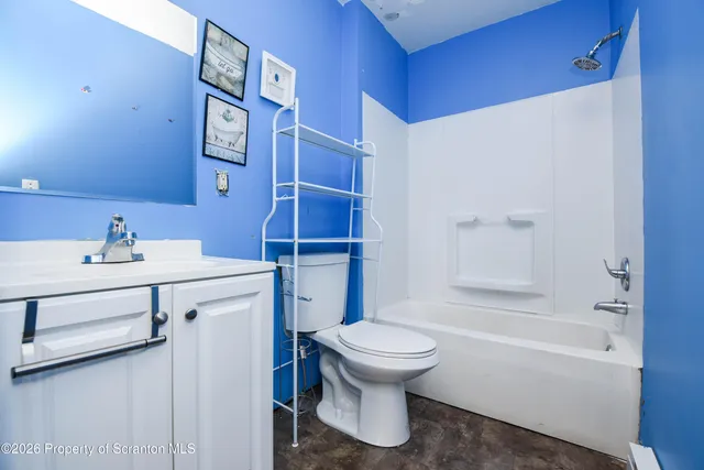 $140,000 | 2 Ferguson Place, Scranton, PA 18509