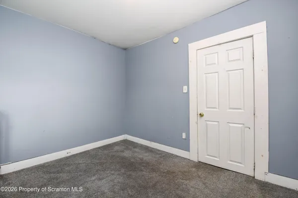 $130,000 | 2 Ferguson Place, Scranton, PA 18509