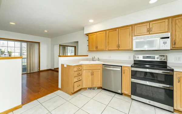$329,900 | 1930 Topaz Pointe Lane Southwest, Rochester, MN 55902