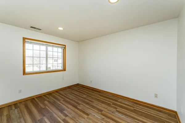 $329,900 | 1930 Topaz Pointe Lane Southwest, Rochester, MN 55902