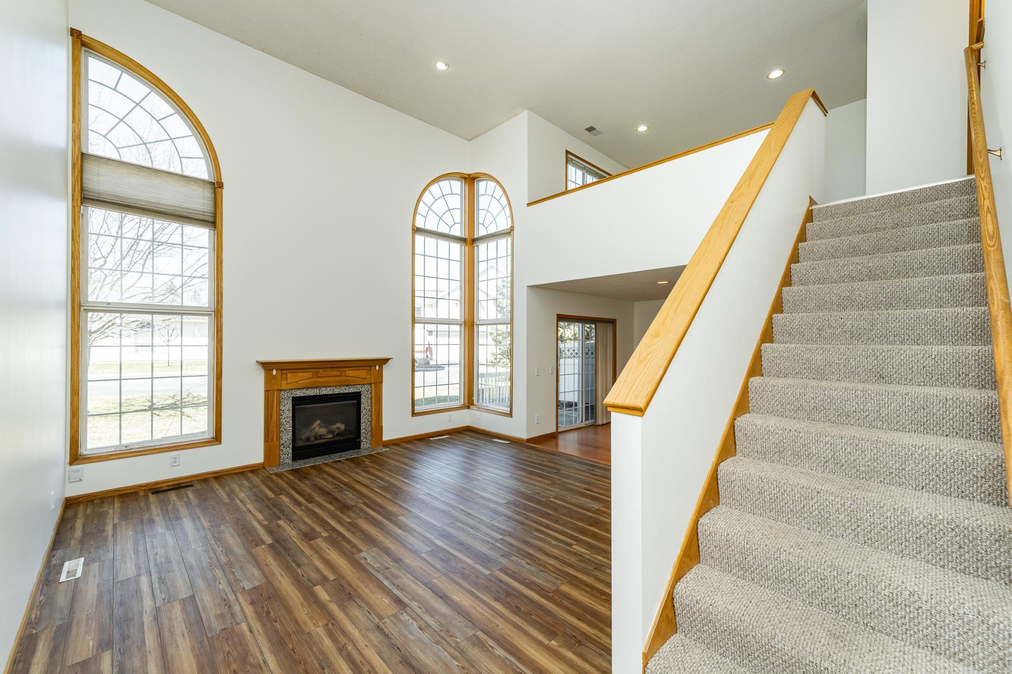 1930 Topaz Pointe Lane Southwest Rochester, MN 55902 - Photo 4 of 34