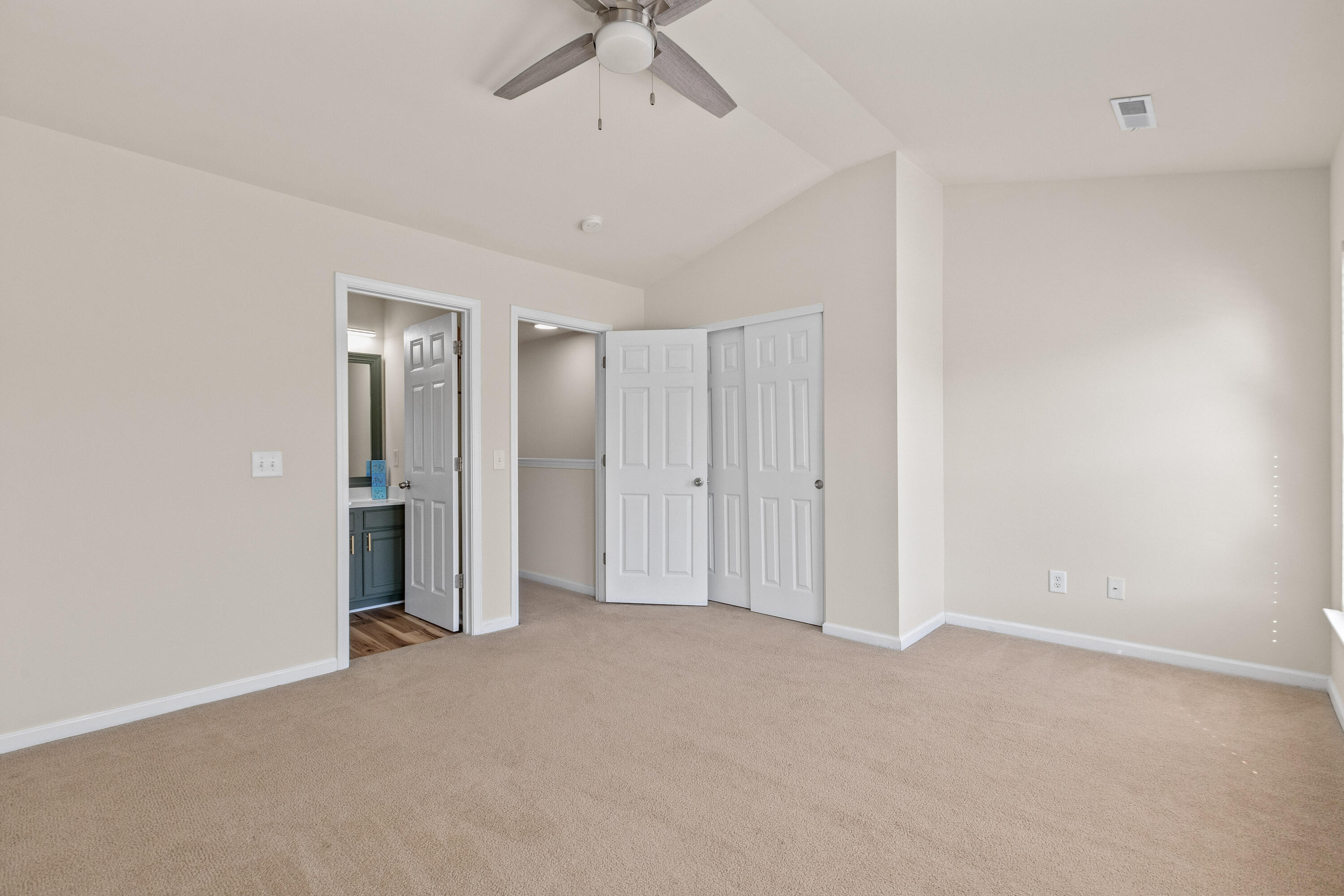 325 Flyway Road Goose Creek, SC 29445 - Photo 41 of 54 325FlywayRd-CasaVerdeMediaLLC22