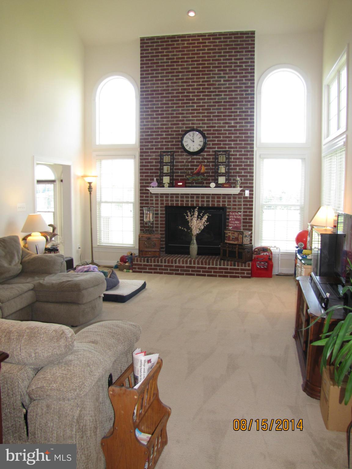 19542 Mill Point Road Boonsboro, MD 21713 - Photo 10 of 26 Family Room