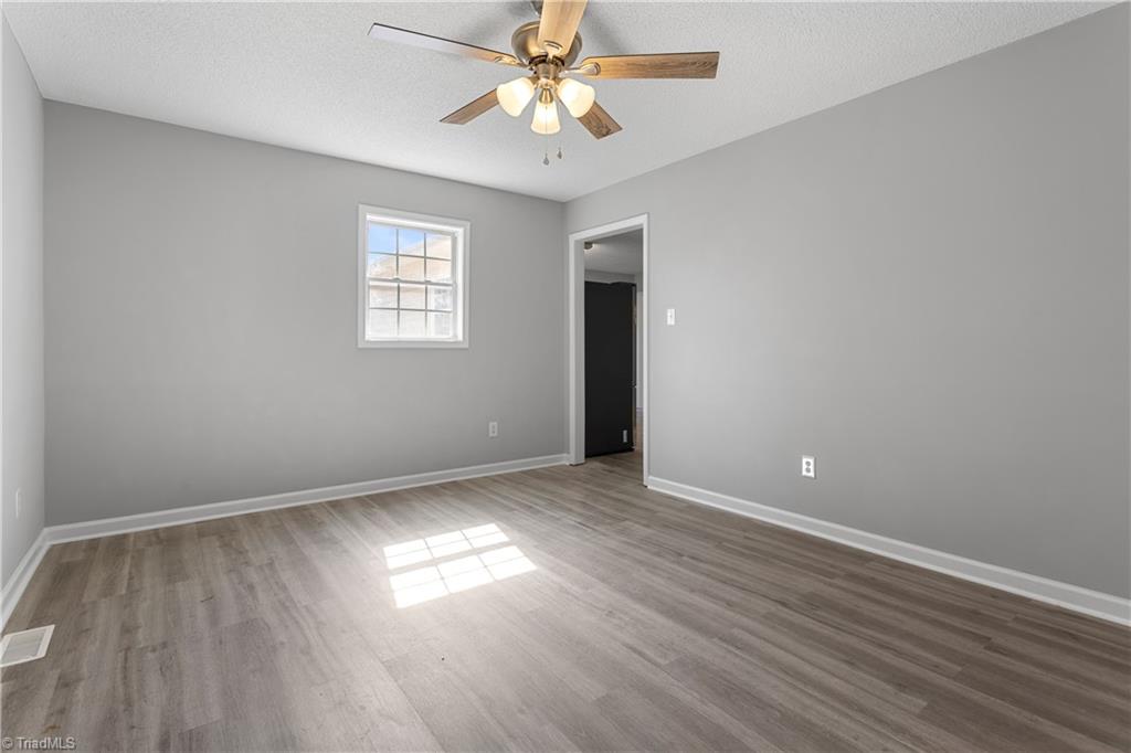 721 Paramount Street High Point, NC 27260 - Photo 14 of 29 Gallery Image 14
