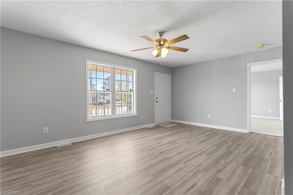 721 Paramount Street High Point, NC 27260 - Photo 8 of 29 Gallery Image 8