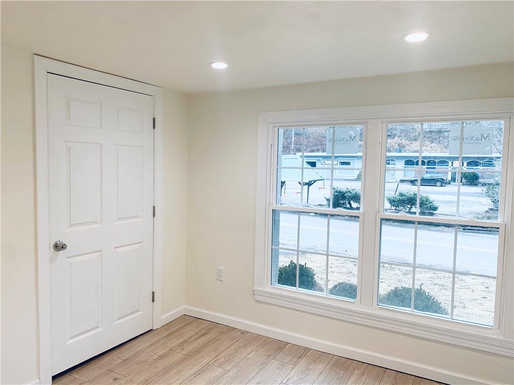 556 Long Road Pittsburgh, PA 15235 - Photo 20 of 22 Gallery Image 20