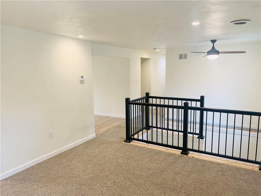 556 Long Road Pittsburgh, PA 15235 - Photo 4 of 22 Gallery Image 4