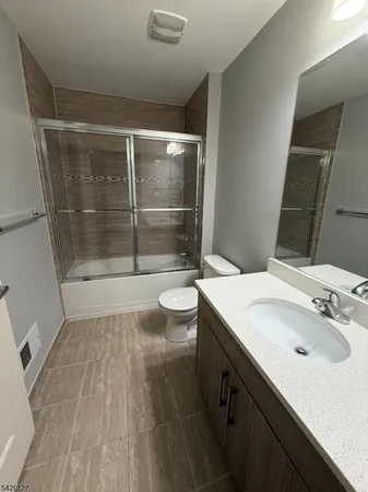 $2,495 | 1400 St Georges Avenue, Unit 205, Woodbridge, NJ 07001