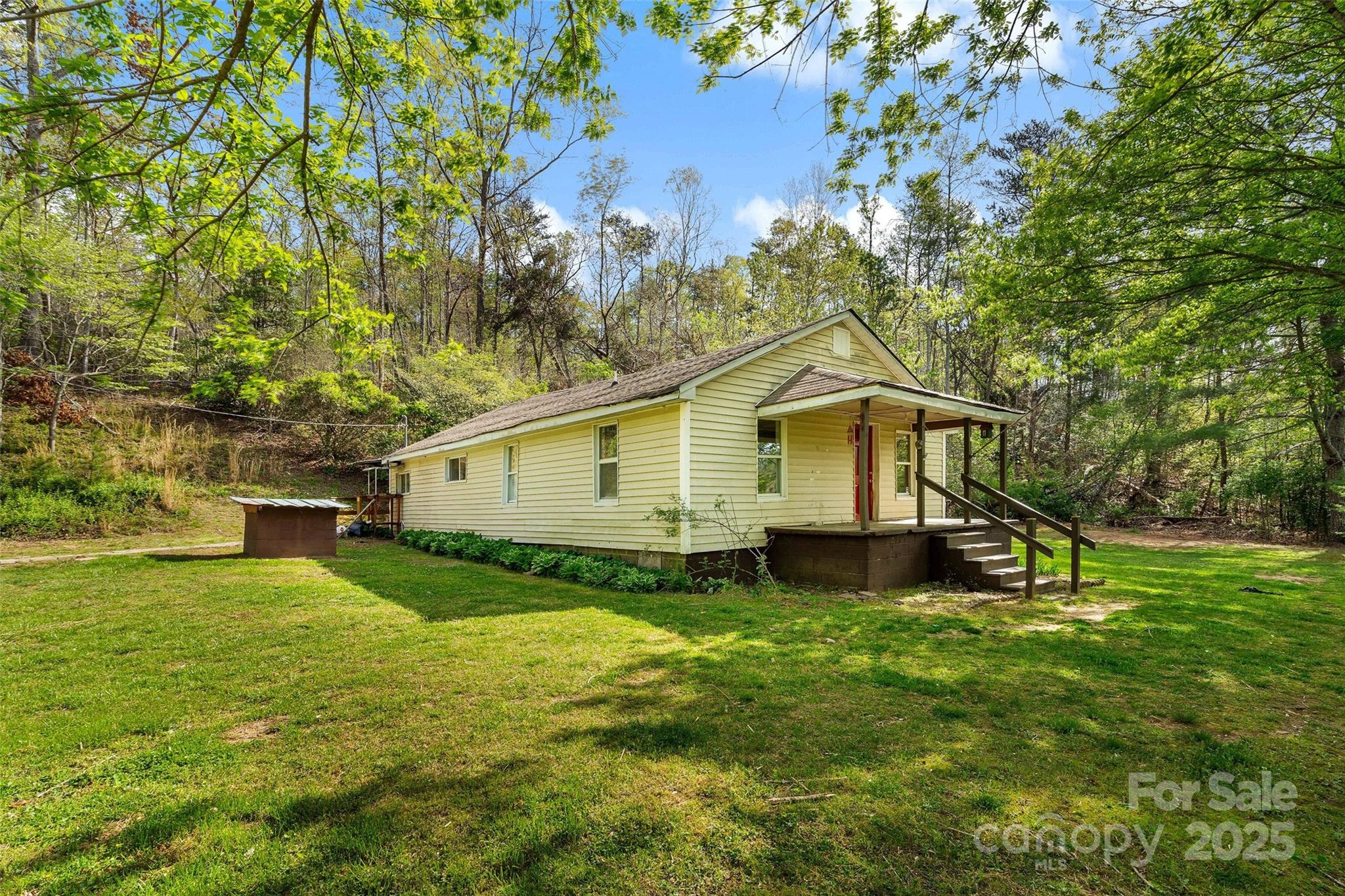 1470 Lytle Mountain Road Marion, NC 28752 - Photo 1 of 44 Gallery Image 1