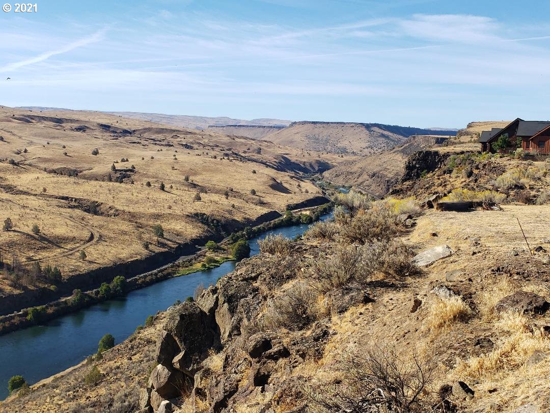 1415 Fish Camp Road Maupin, OR 97037 - Photo 9 of 12 Gallery Image 9