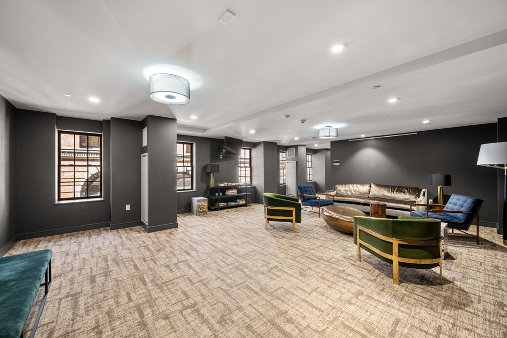 110 Broad Street, Unit 901 Boston, MA 02110 - Photo 19 of 26