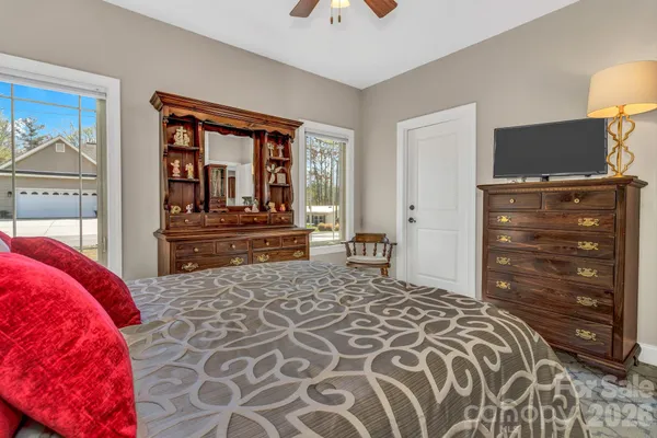 $429,000 | 122 Craggy Street, Black Mountain, NC 28711