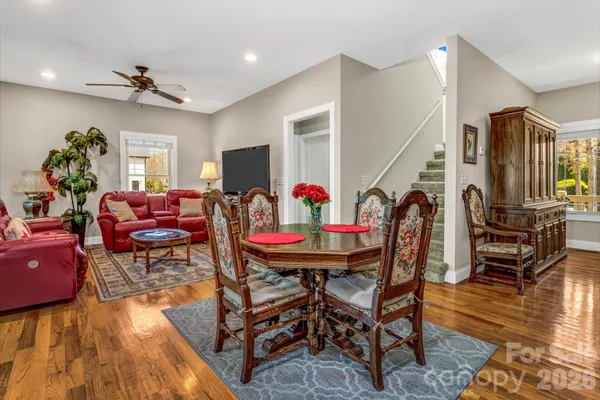 $429,000 | 122 Craggy Street, Black Mountain, NC 28711