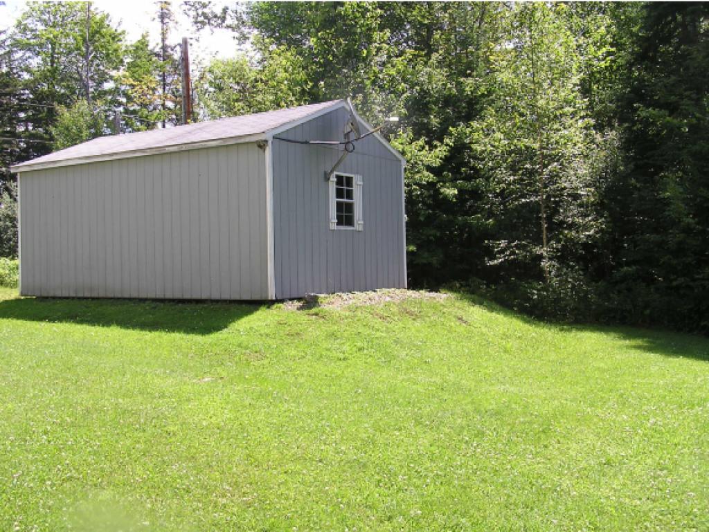 641 Wapanaki Road Hardwick, VT 05843 - Photo 11 of 16