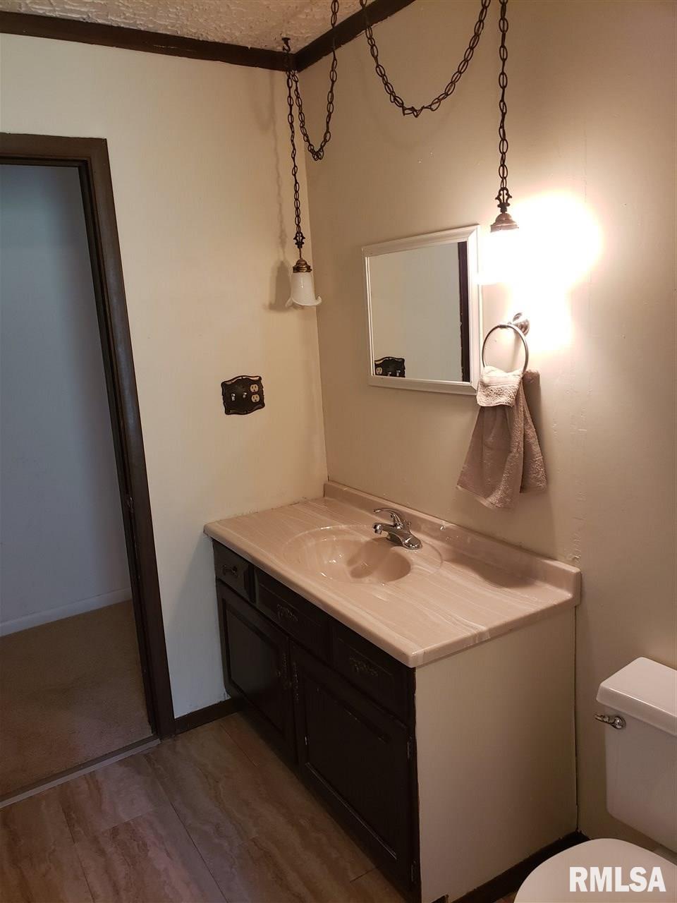 1702 Mt Zion Road Jacksonville, IL 62650 - Photo 18 of 43 Gallery Image 18