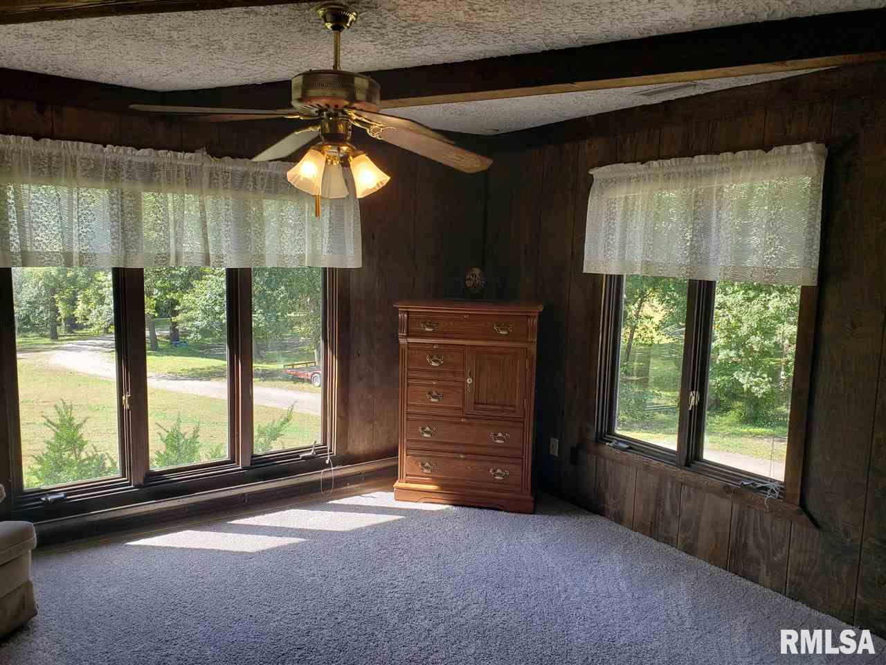 1702 Mt Zion Road Jacksonville, IL 62650 - Photo 19 of 43 Gallery Image 19