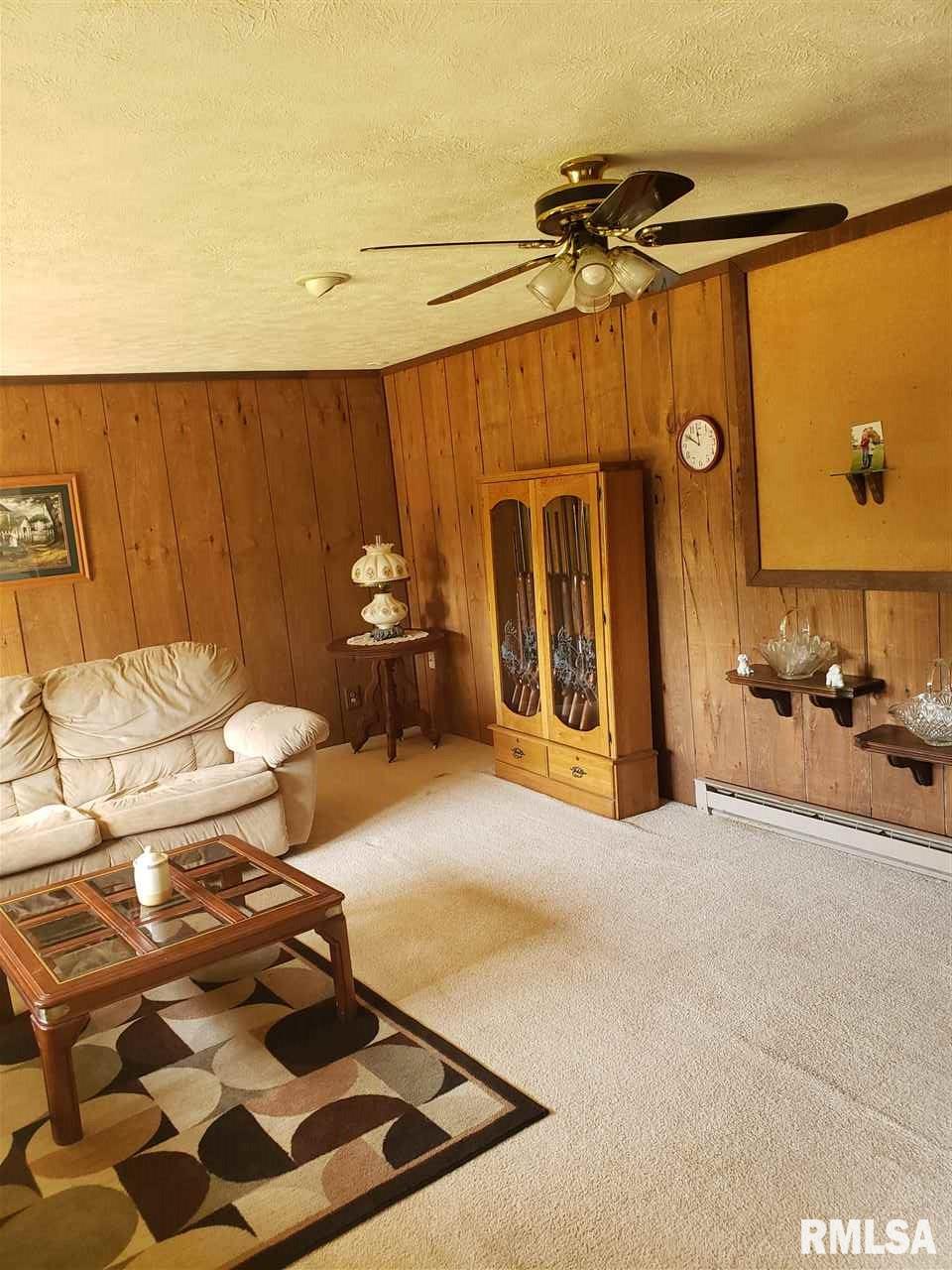 1702 Mt Zion Road Jacksonville, IL 62650 - Photo 27 of 43 Gallery Image 27