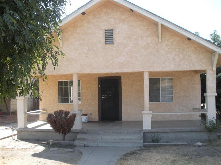 370 Merced Street Parlier, CA 93648 - Photo 1 of 21 Gallery Image 1