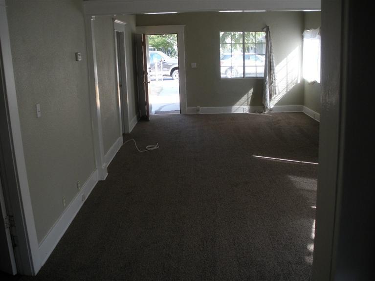 370 Merced Street Parlier, CA 93648 - Photo 5 of 21 Gallery Image 5