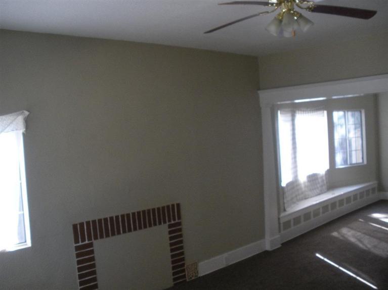 370 Merced Street Parlier, CA 93648 - Photo 7 of 21 Gallery Image 7