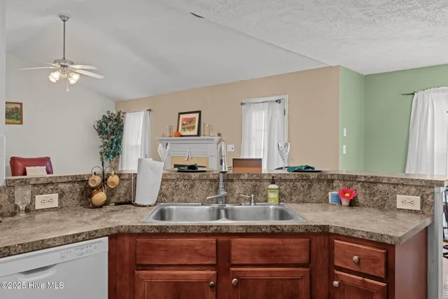 $375,000 | 101 Pine Brae Lane, Aberdeen, NC 28315